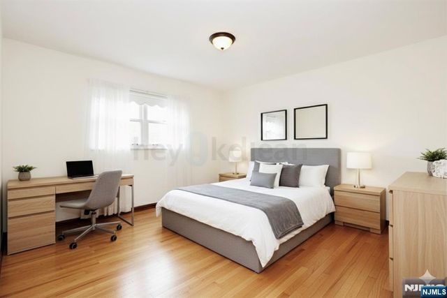 22 W Oakdene Avenue 1 FL, Palisades Park, NJ 07650