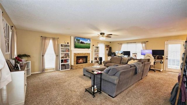 1049 Fieldstone Drive, Canton, GA 30114