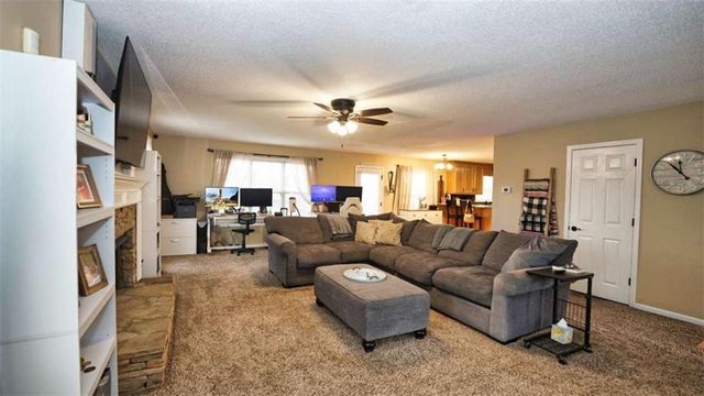 1049 Fieldstone Drive, Canton, GA 30114