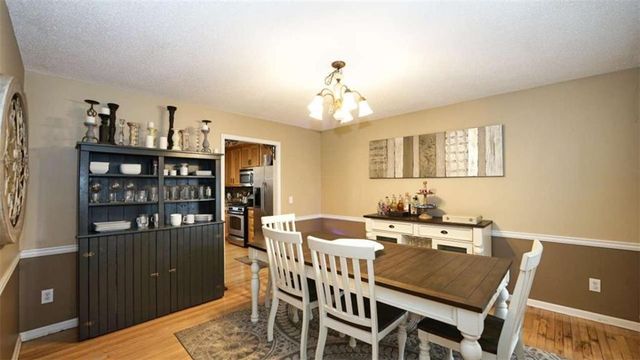 1049 Fieldstone Drive, Canton, GA 30114