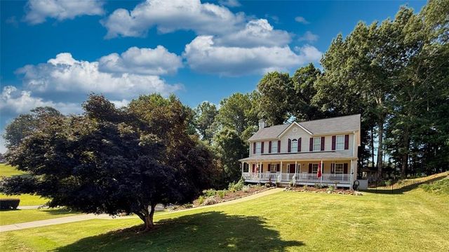 1049 Fieldstone Drive, Canton, GA 30114