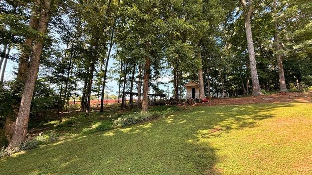 1049 Fieldstone Drive, Canton, GA 30114