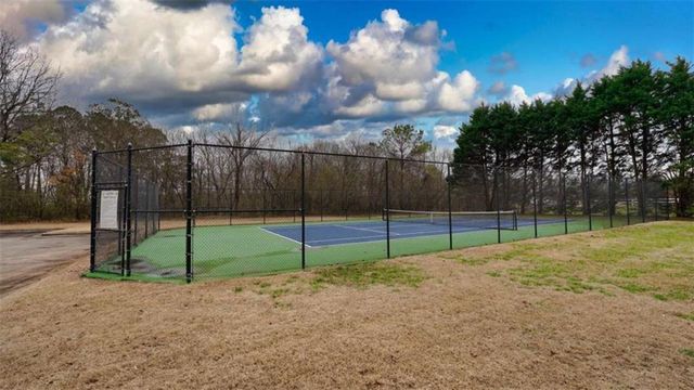 1049 Fieldstone Drive, Canton, GA 30114