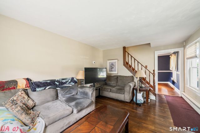 67 Macarthur Drive, Waterbury, CT 06704