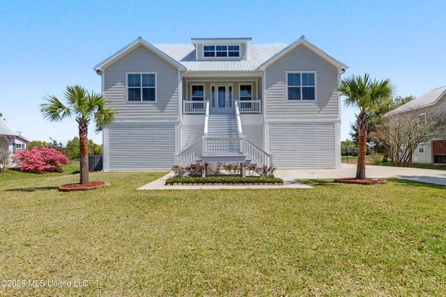 6 Sherman Avenue, Pass Christian, MS 39571