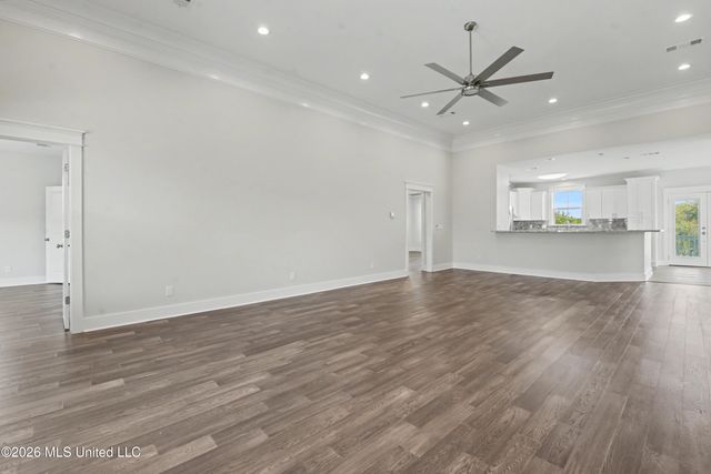 6 Sherman Avenue, Pass Christian, MS 39571