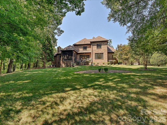 2320 Brawinal Court, Monroe, NC 28110