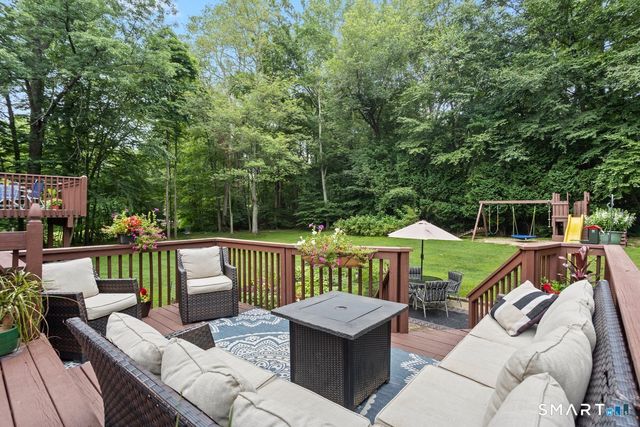 26 Tatnic Hill Road, Brooklyn, CT 06234