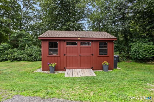 26 Tatnic Hill Road, Brooklyn, CT 06234