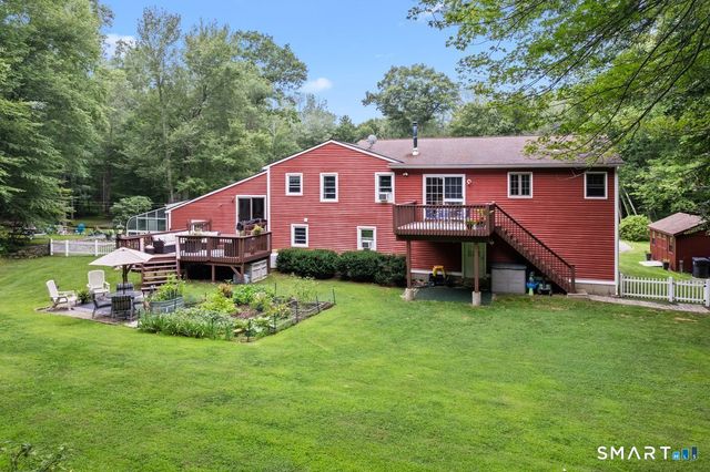 26 Tatnic Hill Road, Brooklyn, CT 06234