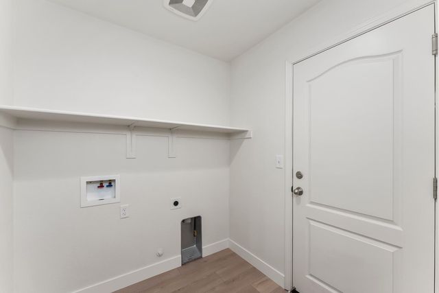 1245 White Pine Ln, Lincoln, CA 95648