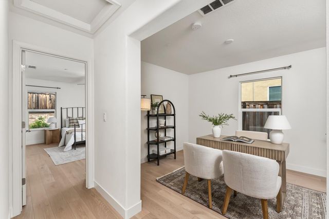 1245 White Pine Ln, Lincoln, CA 95648