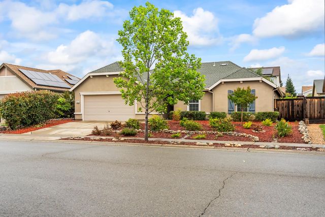 1245 White Pine Ln, Lincoln, CA 95648