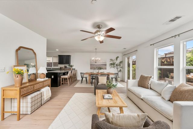 1245 White Pine Ln, Lincoln, CA 95648