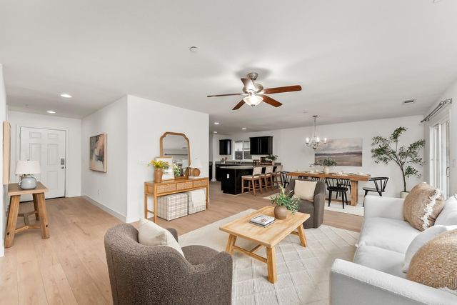 1245 White Pine Ln, Lincoln, CA 95648