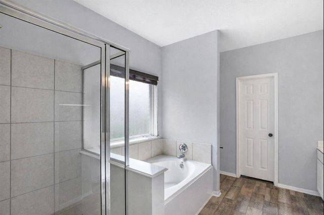 1726 Sun Point Court, Humble, TX 77396