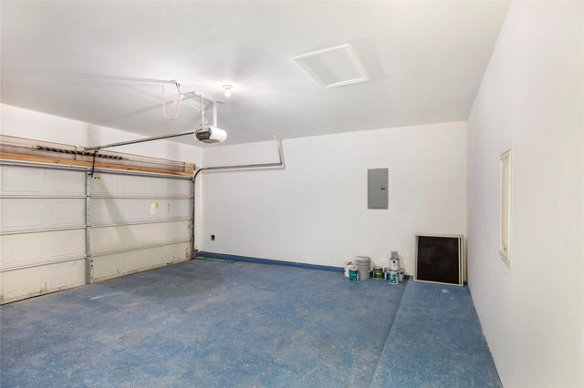 1726 Sun Point Court, Humble, TX 77396