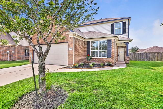 1726 Sun Point Court, Humble, TX 77396