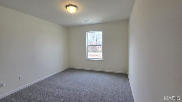 431 Sunset Hollow Dr, Wentzville, MO 63385