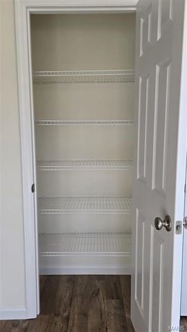 431 Sunset Hollow Dr, Wentzville, MO 63385