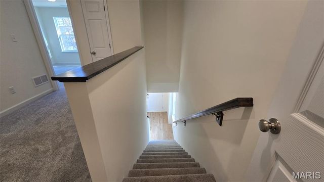 431 Sunset Hollow Dr, Wentzville, MO 63385