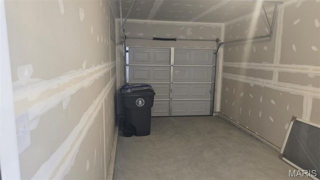 431 Sunset Hollow Dr, Wentzville, MO 63385