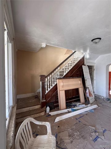 8845 Portland Terrace, St Louis, MO 63147