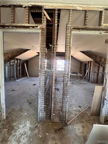 8845 Portland Terrace, St Louis, MO 63147