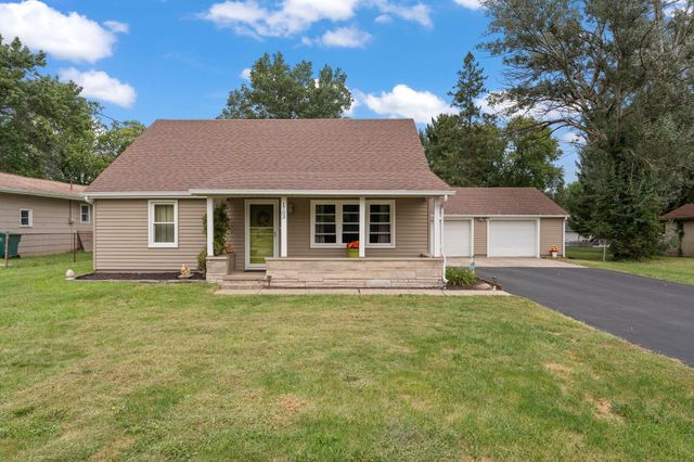 1703 E Glendale Boulevard, Valparaiso, IN 46383