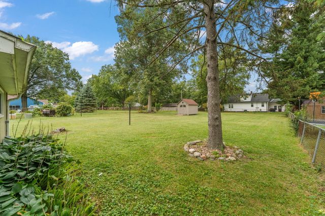 1703 E Glendale Boulevard, Valparaiso, IN 46383