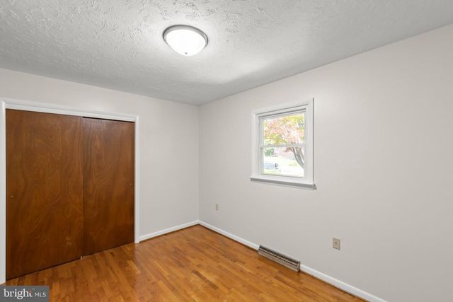 445 ROYAL ST, Winchester, VA 22601