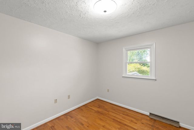 445 ROYAL ST, Winchester, VA 22601