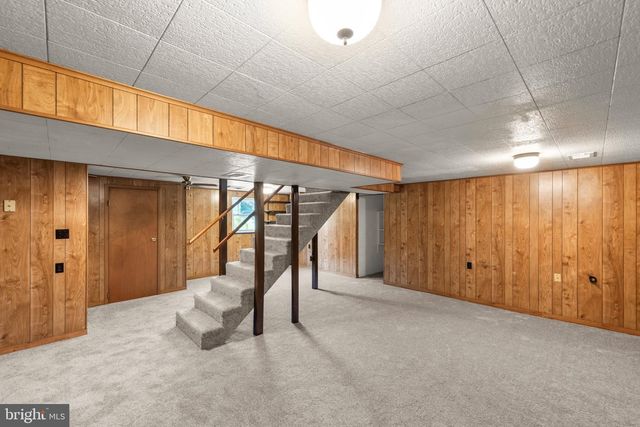 445 ROYAL ST, Winchester, VA 22601