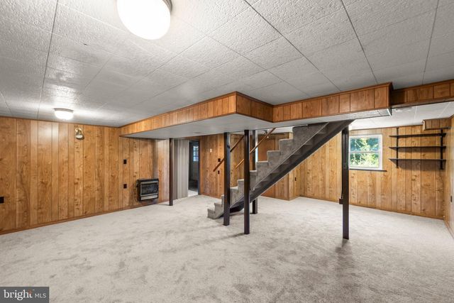 445 ROYAL ST, Winchester, VA 22601