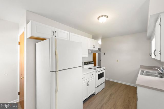 445 ROYAL ST, Winchester, VA 22601