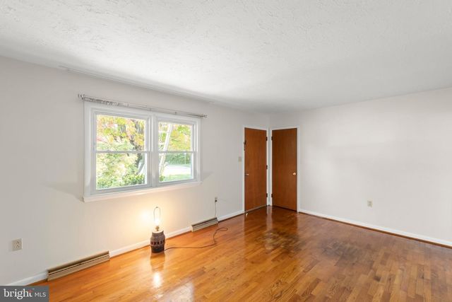 445 ROYAL ST, Winchester, VA 22601