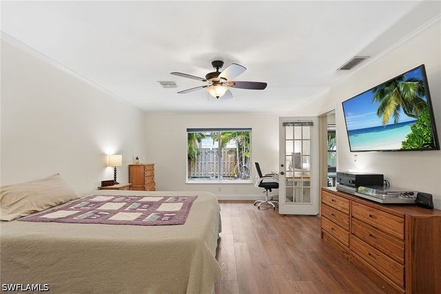 4581 Chippendale DR, Naples, FL 34112