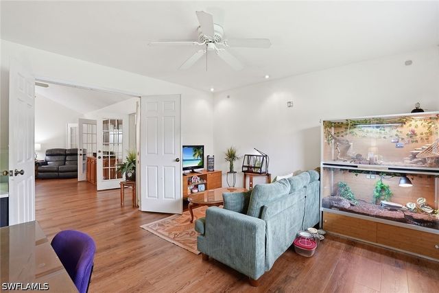 4581 Chippendale DR, Naples, FL 34112