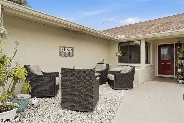 4581 Chippendale DR, Naples, FL 34112