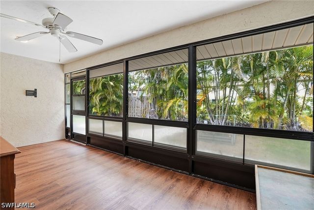 4581 Chippendale DR, Naples, FL 34112