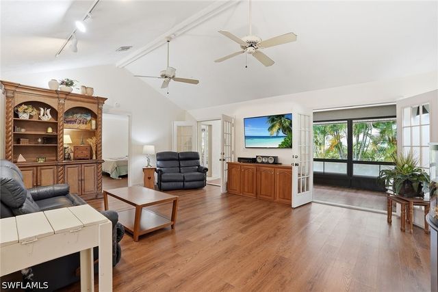 4581 Chippendale DR, Naples, FL 34112