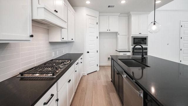 3919 Melody RD, Lockhart, TX 78644