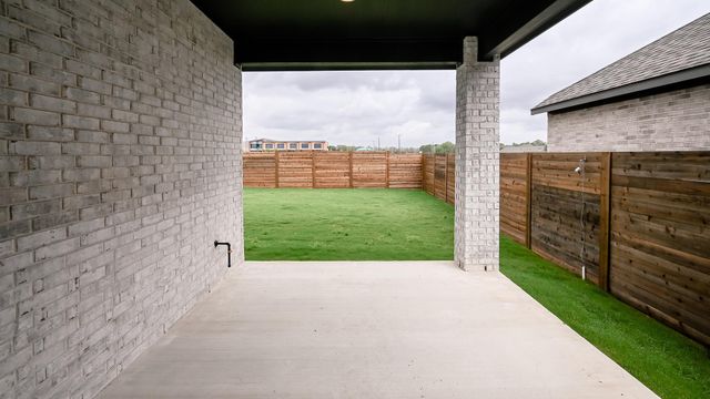 3919 Melody RD, Lockhart, TX 78644