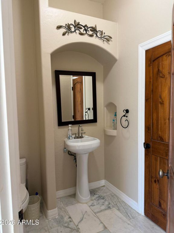 Image 18 of property listing at 2203 E TONTO Place, Chandler, AZ 85249