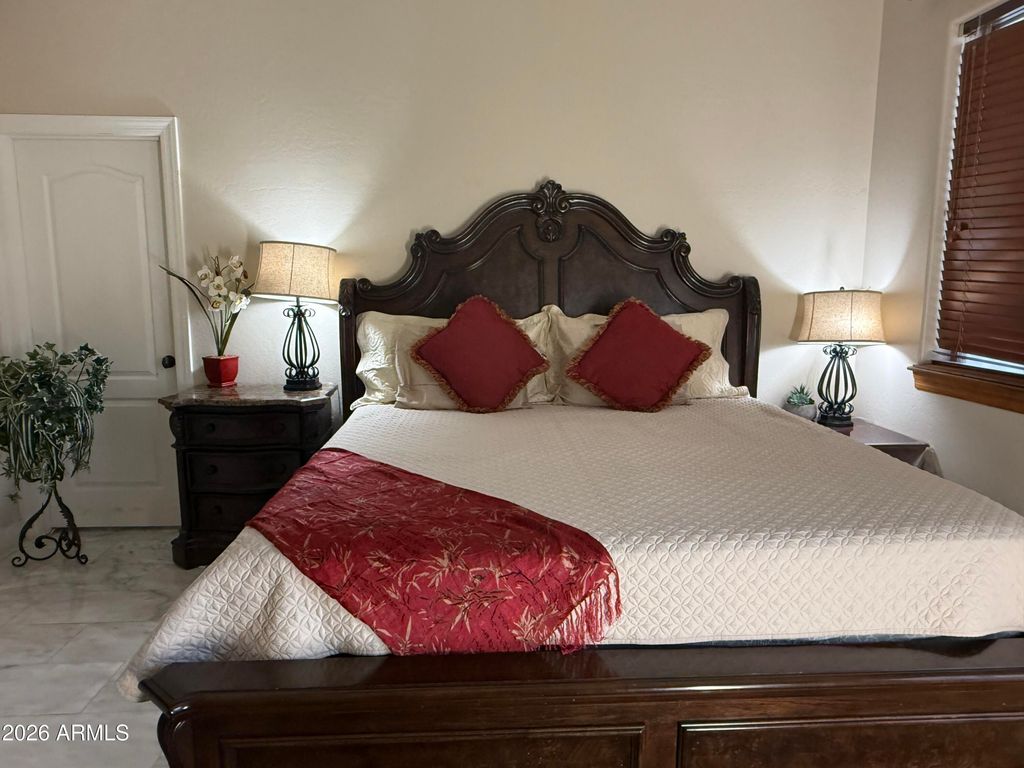 Image 20 of property listing at 2203 E TONTO Place, Chandler, AZ 85249