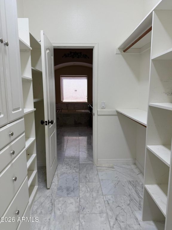 Image 22 of property listing at 2203 E TONTO Place, Chandler, AZ 85249