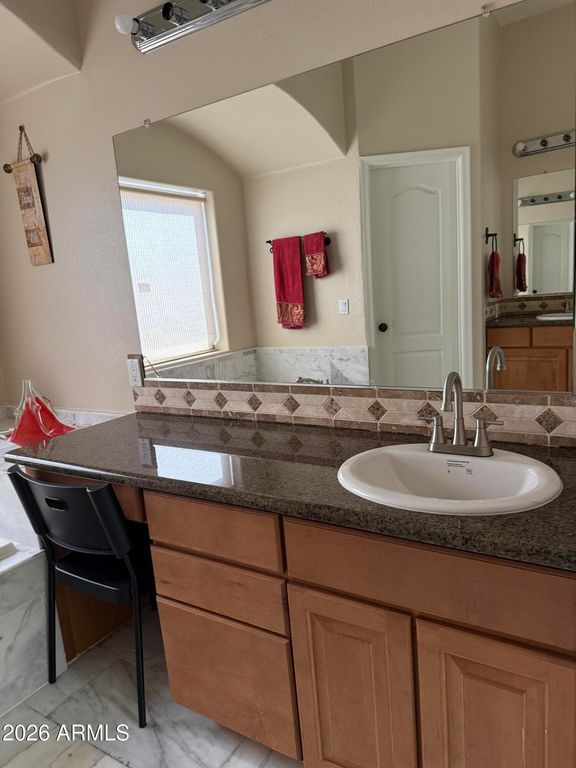 Image 23 of property listing at 2203 E TONTO Place, Chandler, AZ 85249