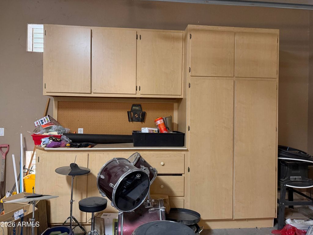 Image 35 of property listing at 2203 E TONTO Place, Chandler, AZ 85249