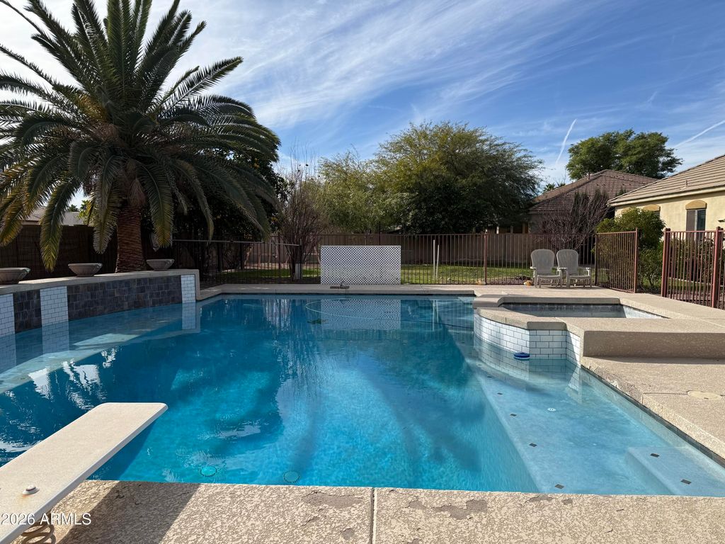 Image 36 of property listing at 2203 E TONTO Place, Chandler, AZ 85249