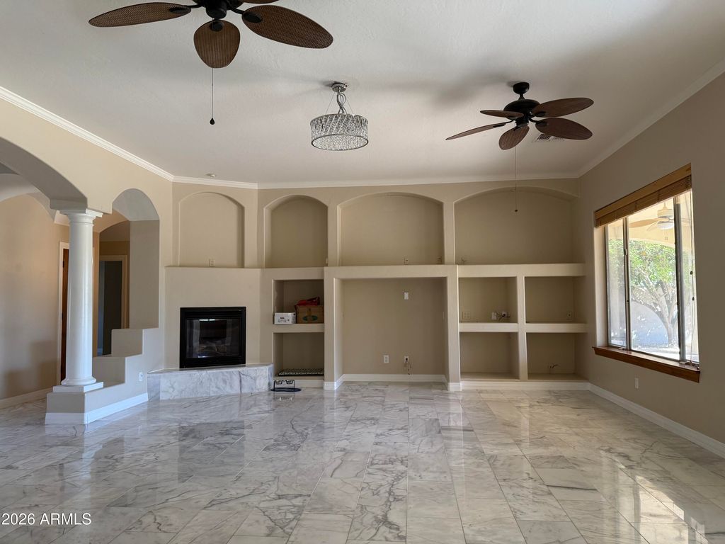 Image 7 of property listing at 2203 E TONTO Place, Chandler, AZ 85249